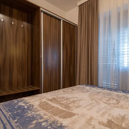 Apartment Kresic *